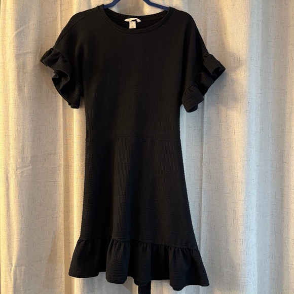 H&M Swing Dress with Ruffles. Size M. Navy. w/Raised Pattern. - Picture 1 of 6
